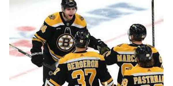 Boston Bruins porazili Anaheim Ducks 7-1